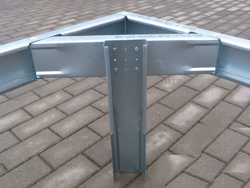 Stahlfundament Gewächshaus